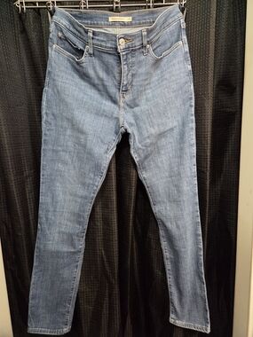 Levi's Light Blue Women’s 311 Shaping Skinny Jeans Size 29